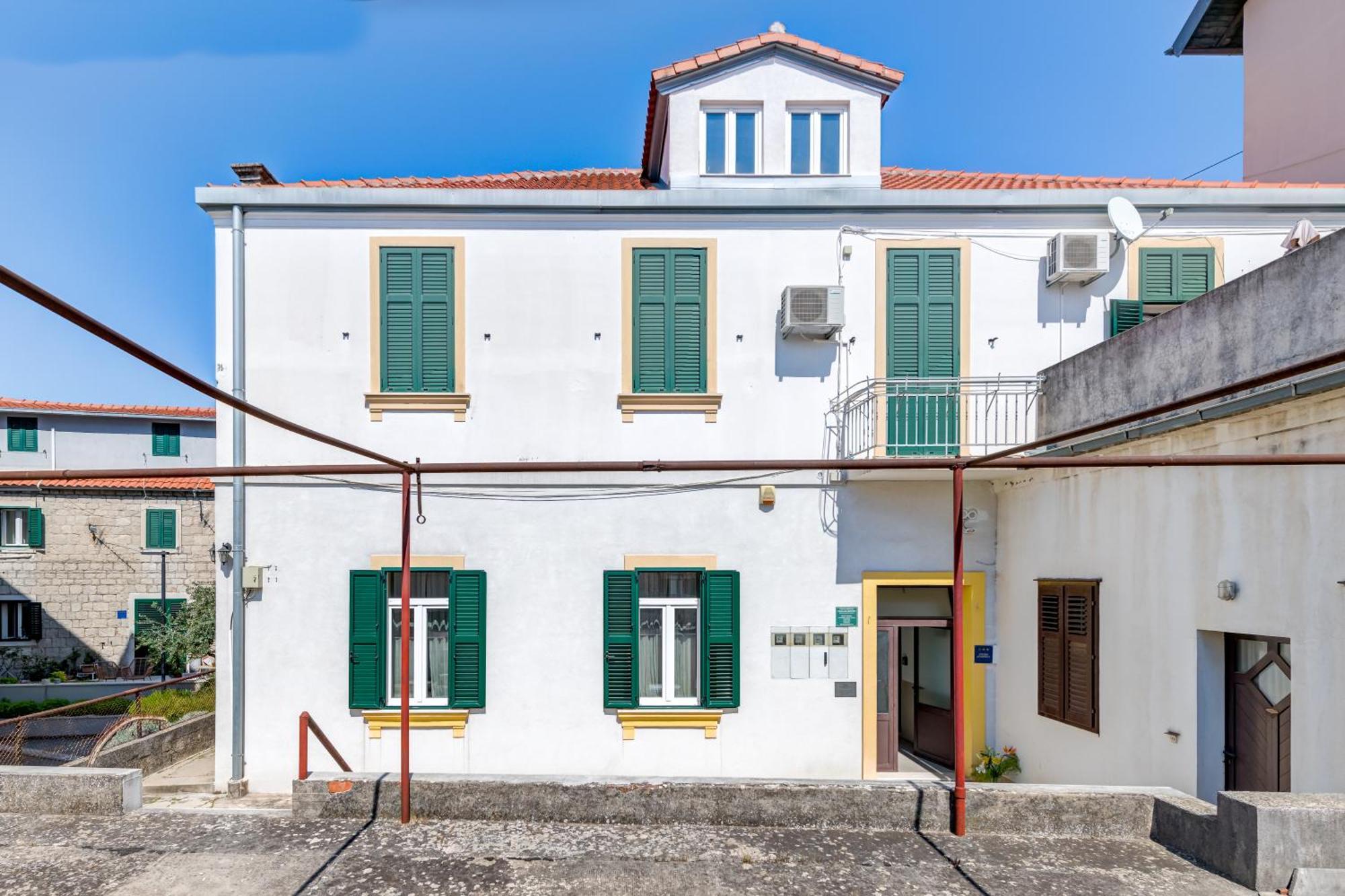 Roko Luxury Rooms Split Exterior photo
